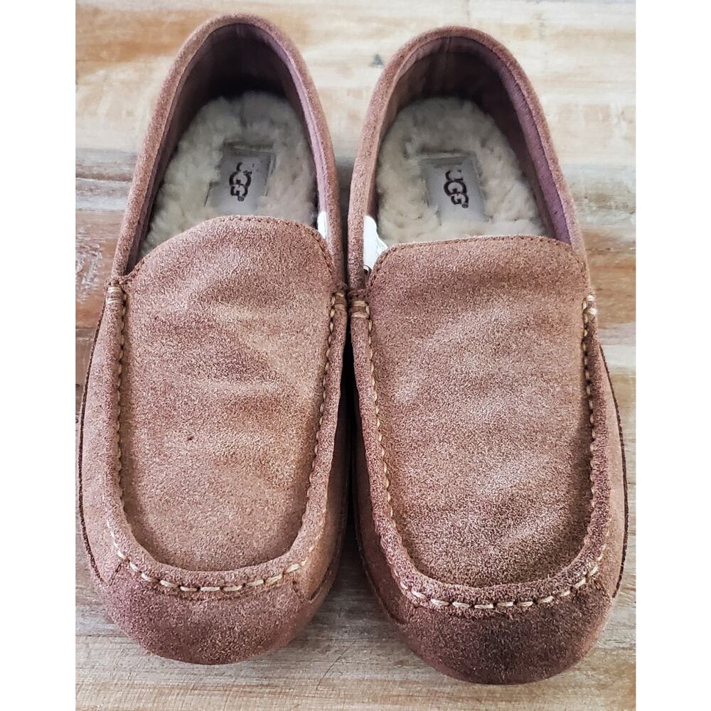 UGG Men's 11 Alder Genuine Shearling Suede Moccasin Slippers Chestnut 1003419